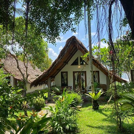 Villa Paradise Bukit Lawang Esterno foto
