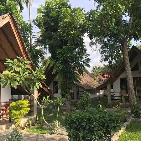 Villa Paradise Bukit Lawang Esterno foto